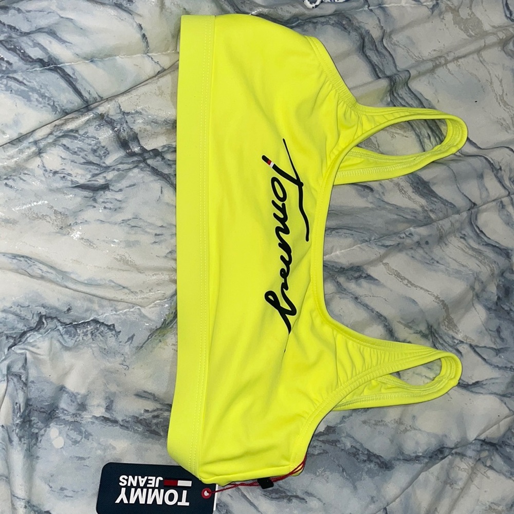 NWT Tommy hill fiber bikini top